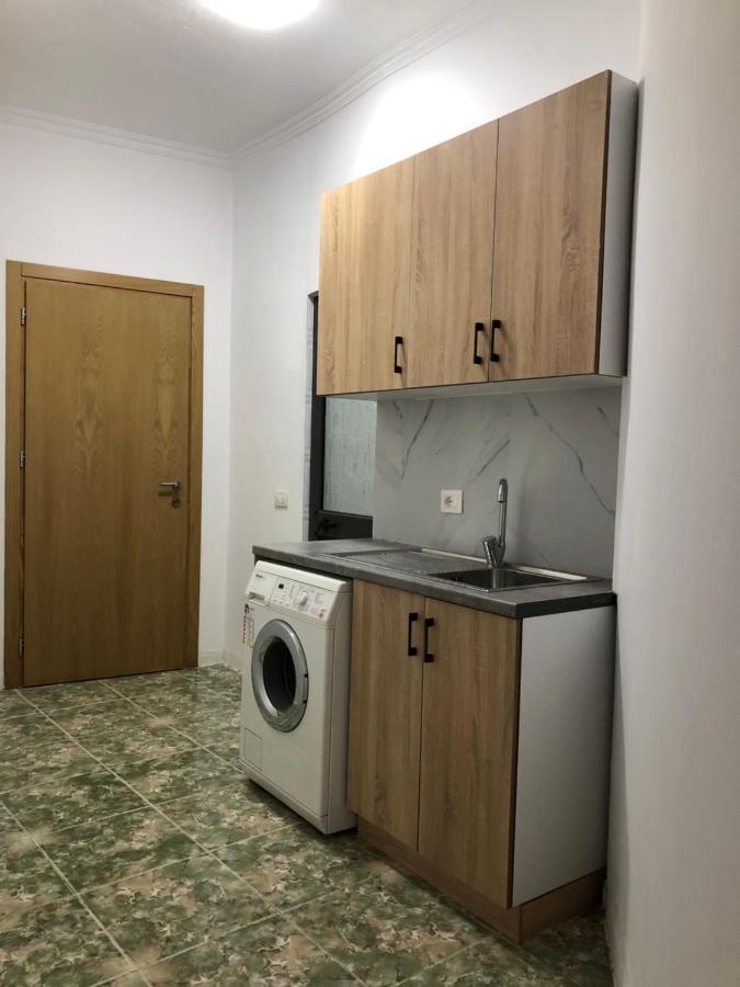 Holiday Apartment Тирана Екстериор снимка