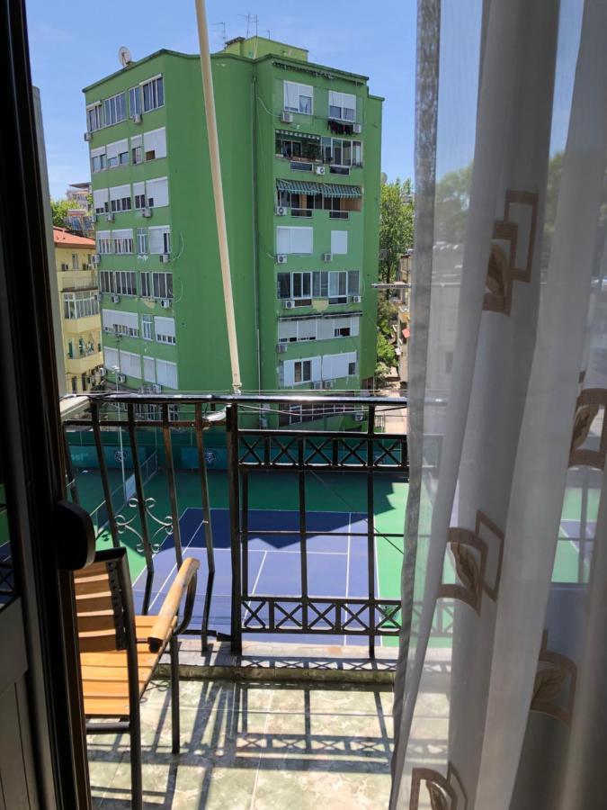 Holiday Apartment Тирана Екстериор снимка