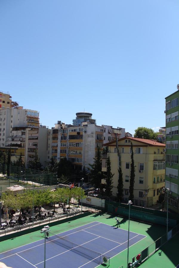 Holiday Apartment Тирана Екстериор снимка