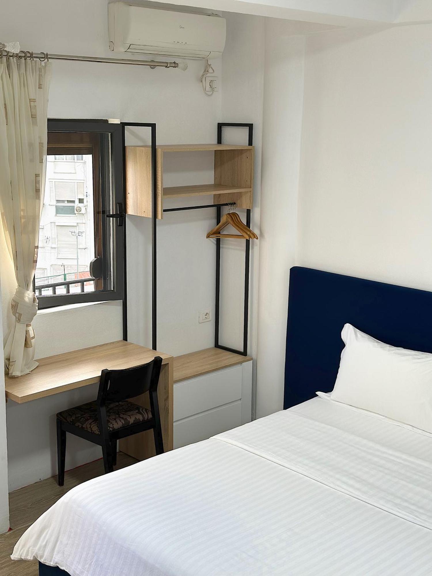 Holiday Apartment Тирана Екстериор снимка